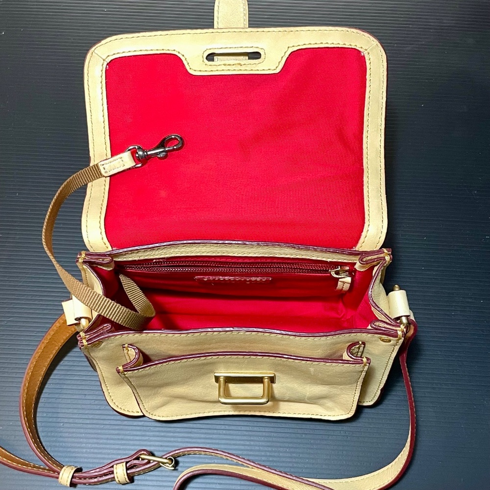 Vintage Dooney & Bourke Florentine Leather Cream Crossbody Binocular Purse - Picture 6 of 16